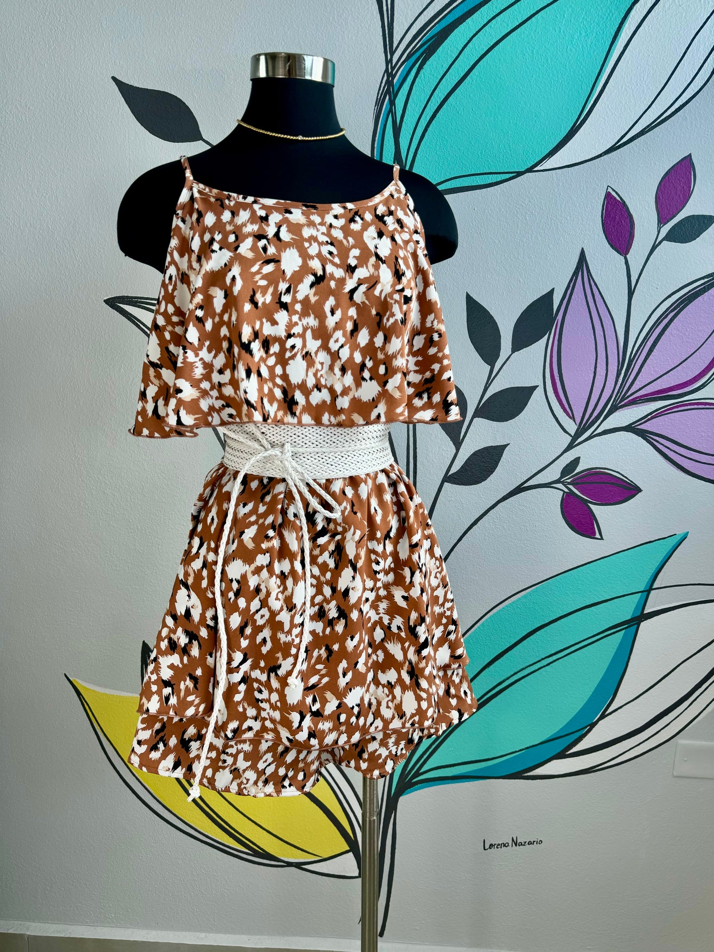 Sleevless Leopard Printed Belt Romper (Pick Color)