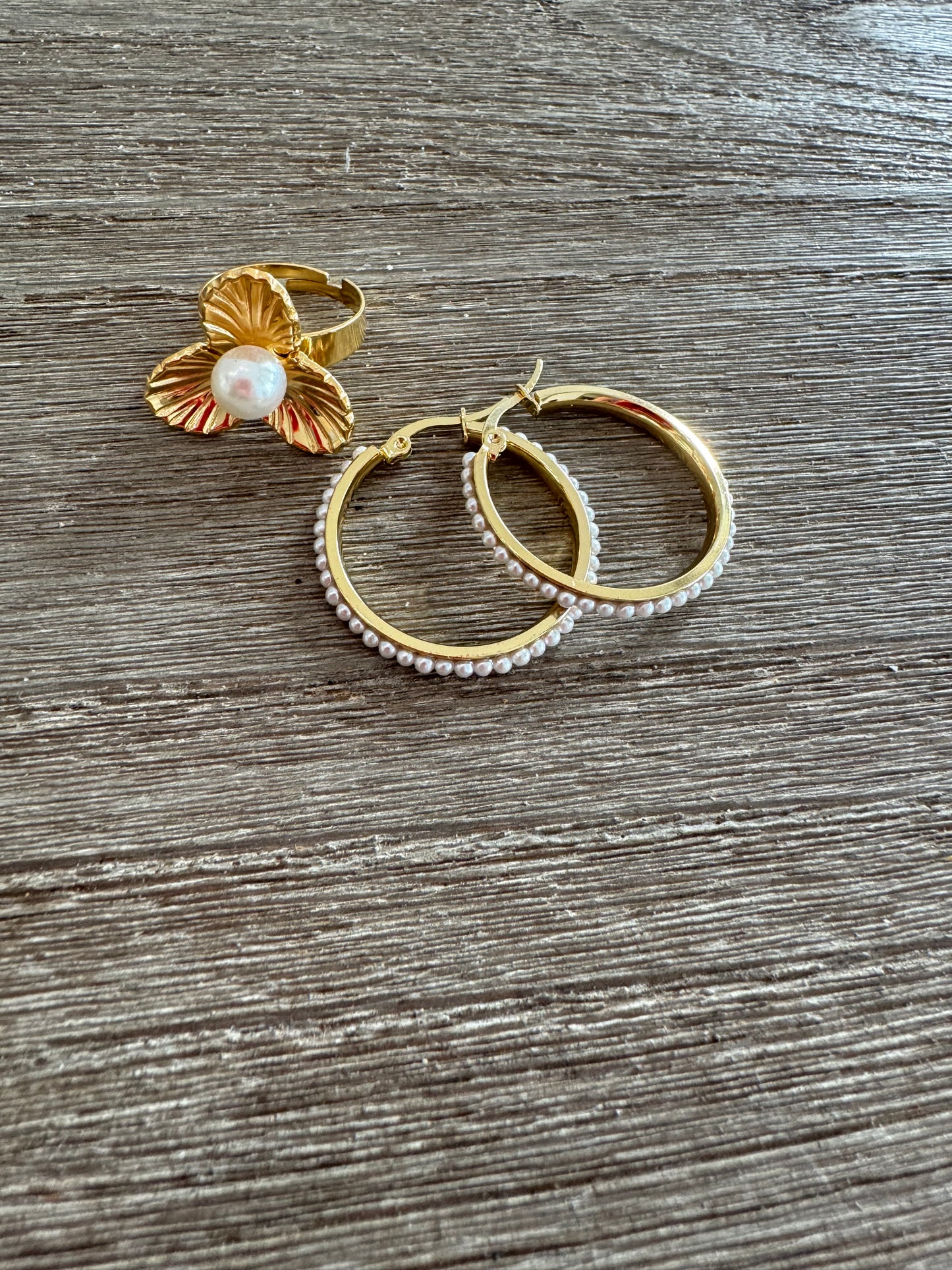 Flower Pearl Detail SS Ring