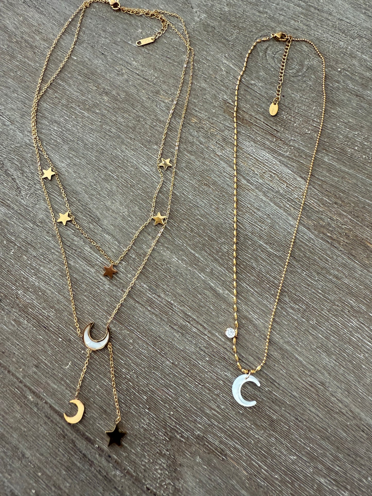 Moon Madreperla Necklace