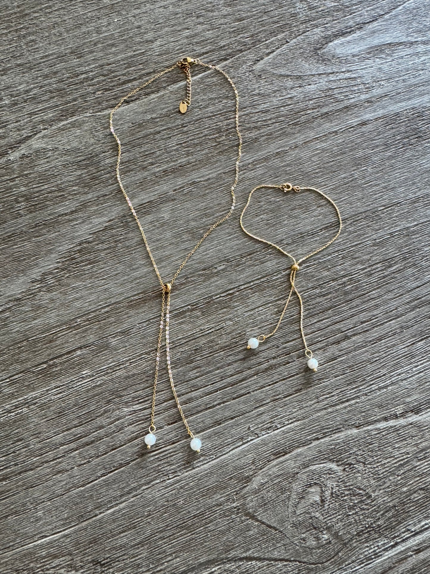 Pearl Necklace & Bracelet Set