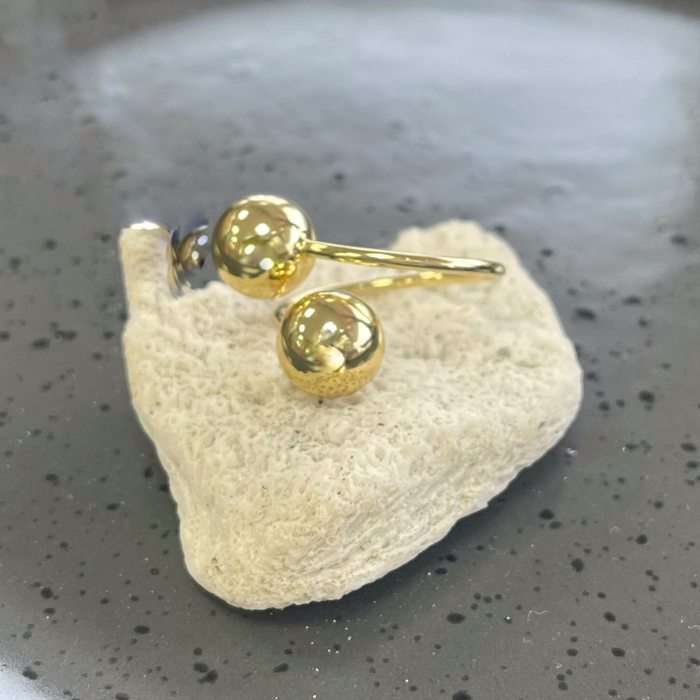 Cross Ball Turkish Ring