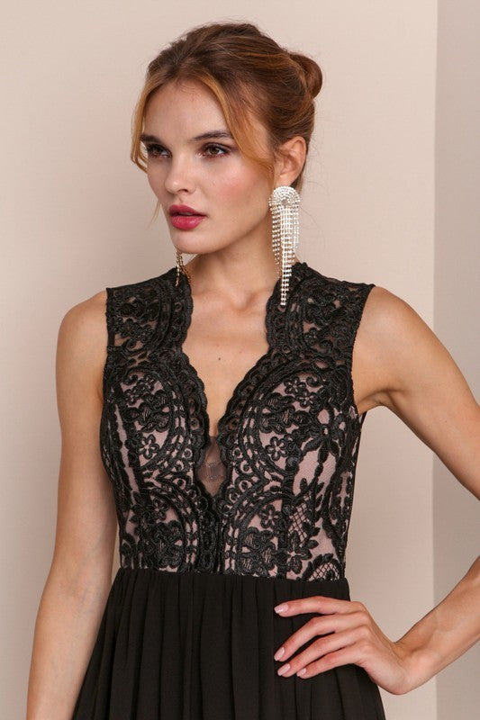 Lace Frontal Detail Chiffon Formal Dress