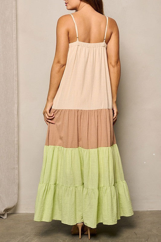 Color block Tiered Maxi Dress