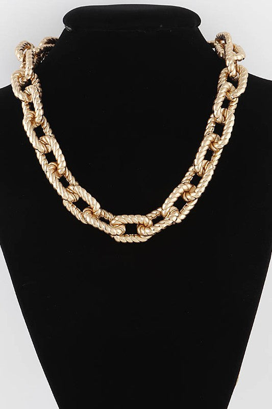Twisted Link Chain Necklace