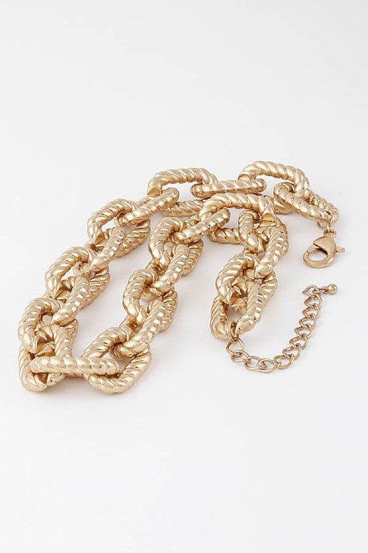 Twisted Link Chain Necklace