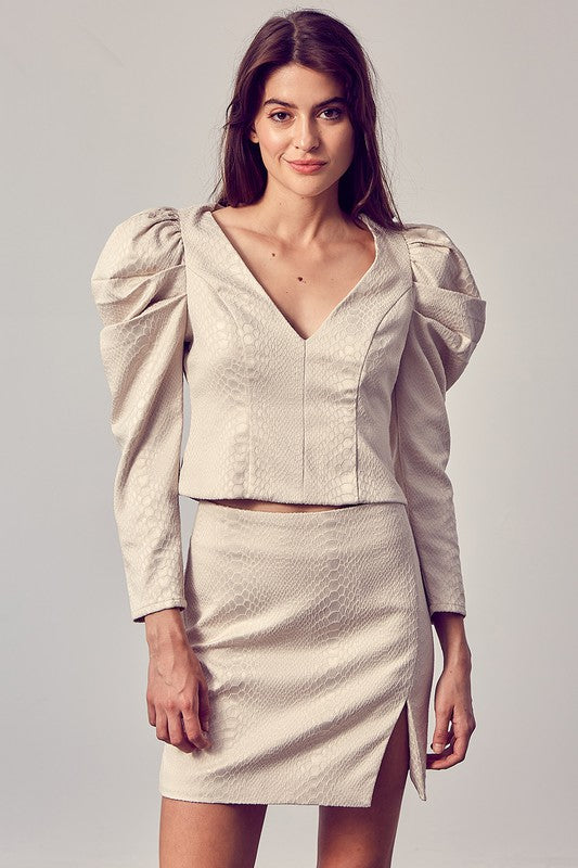 V Neck Puff Sleeve Top