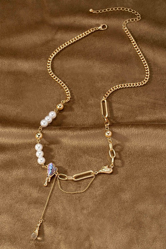 Asymmetric Glass Heart And Pearl Necklace