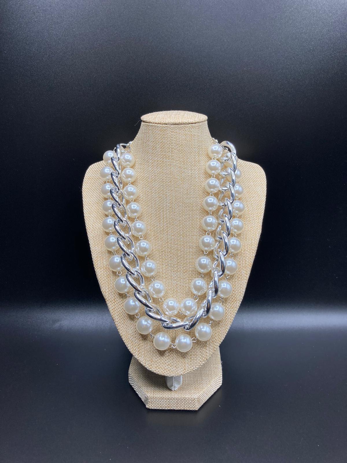 Queens Pearl Silver Necklace