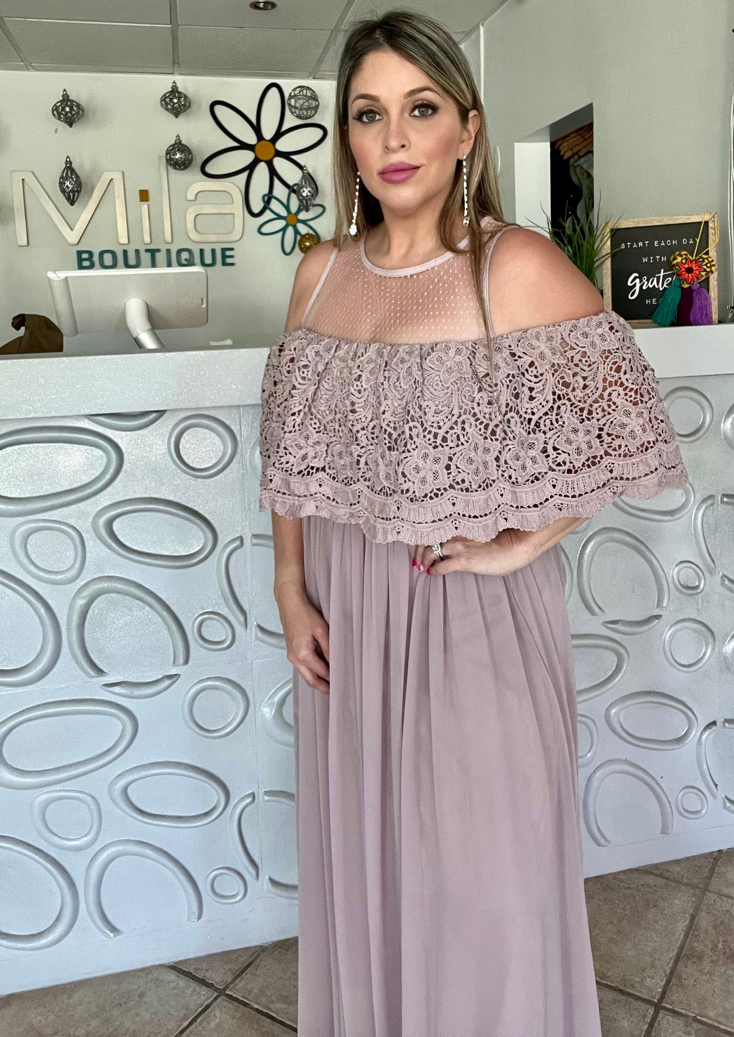 Cut Out Shoulder and Lace Formal Dress