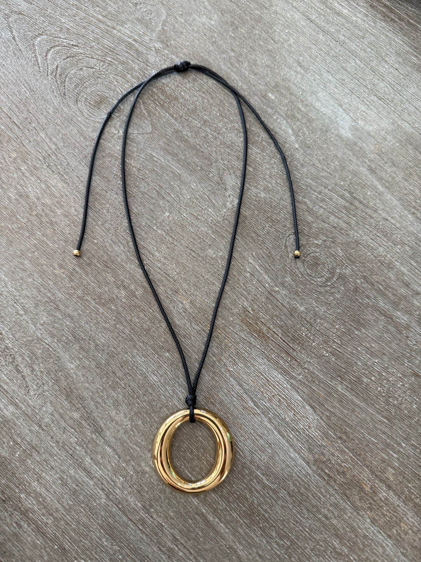 Round Pendant Necklace
