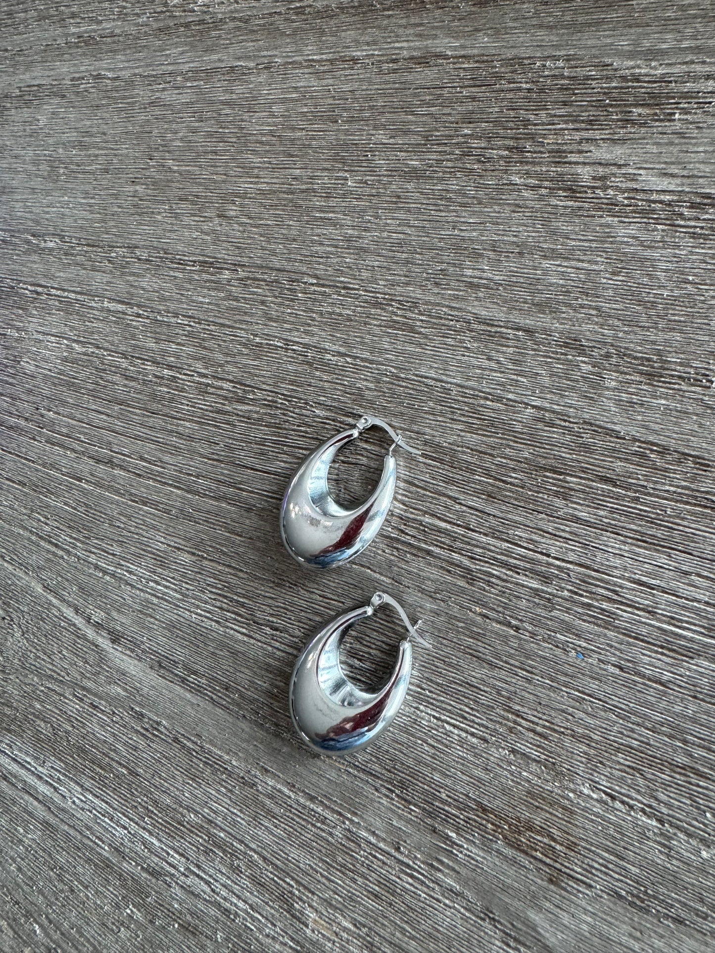 Silver Oval SS Hoops Earrigns