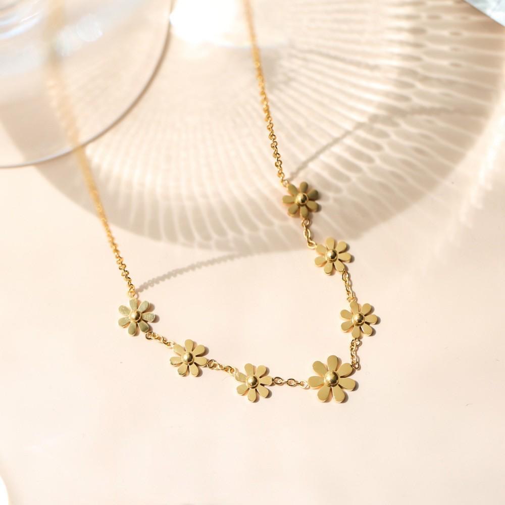 Flowers SS Necklace