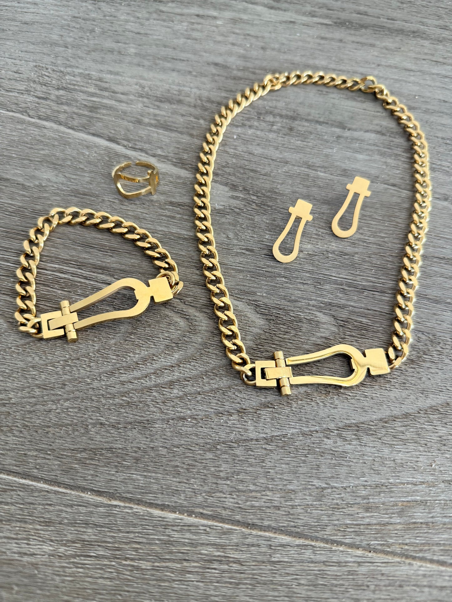 4 Pieces Fashion Set