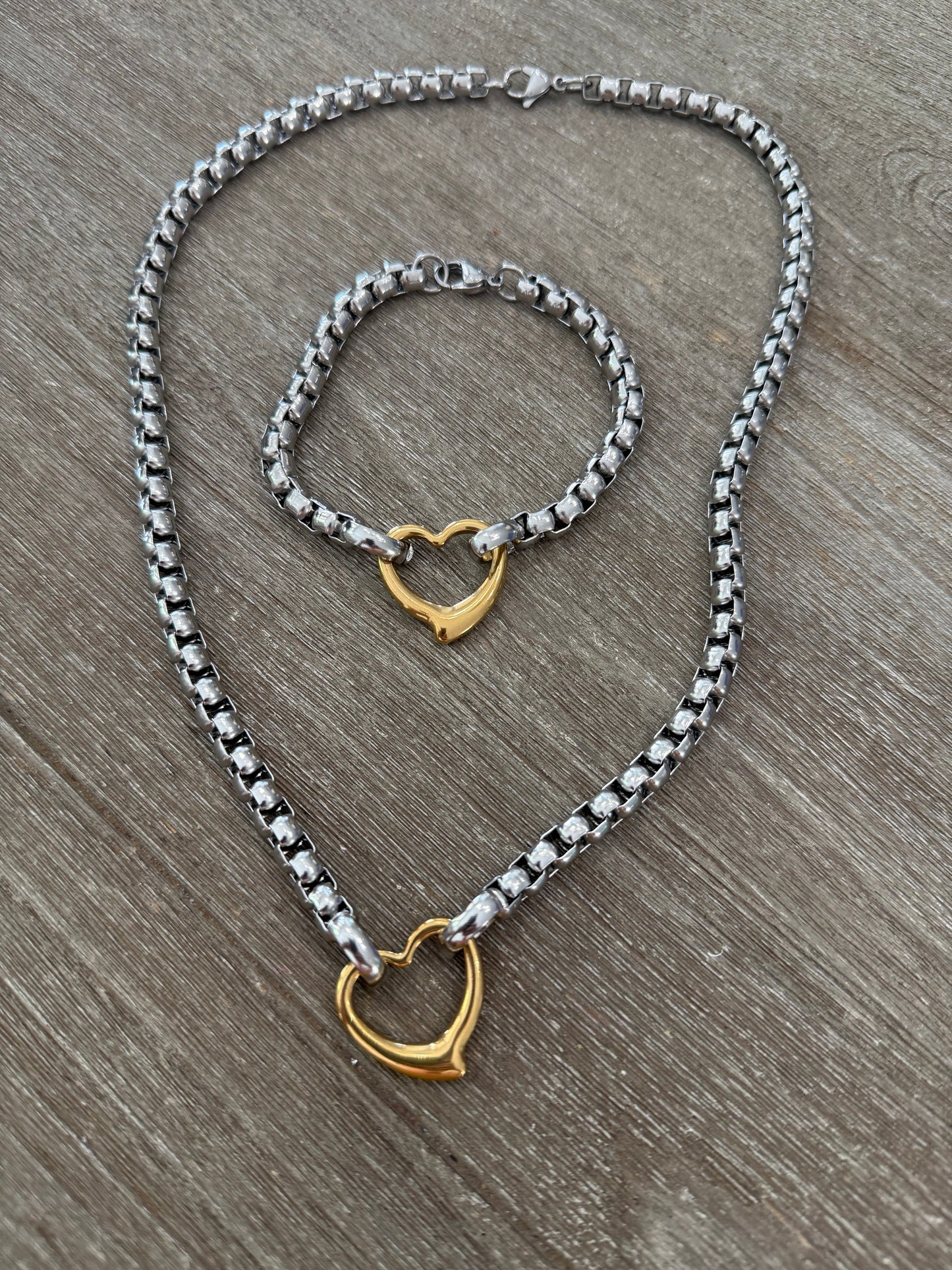 2 Tones Heart Bracelet & Necklace Set