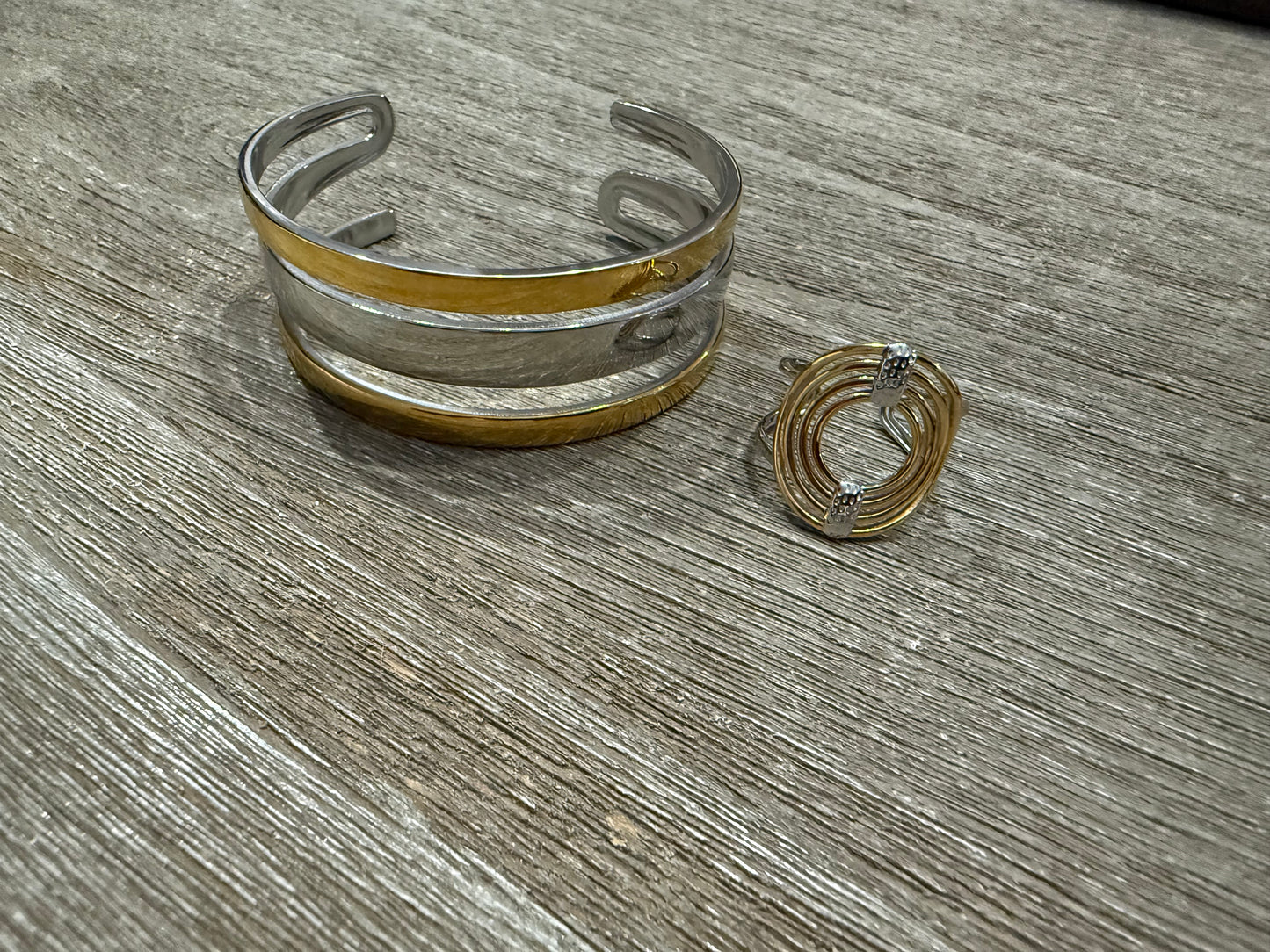 Two Tones Bangle