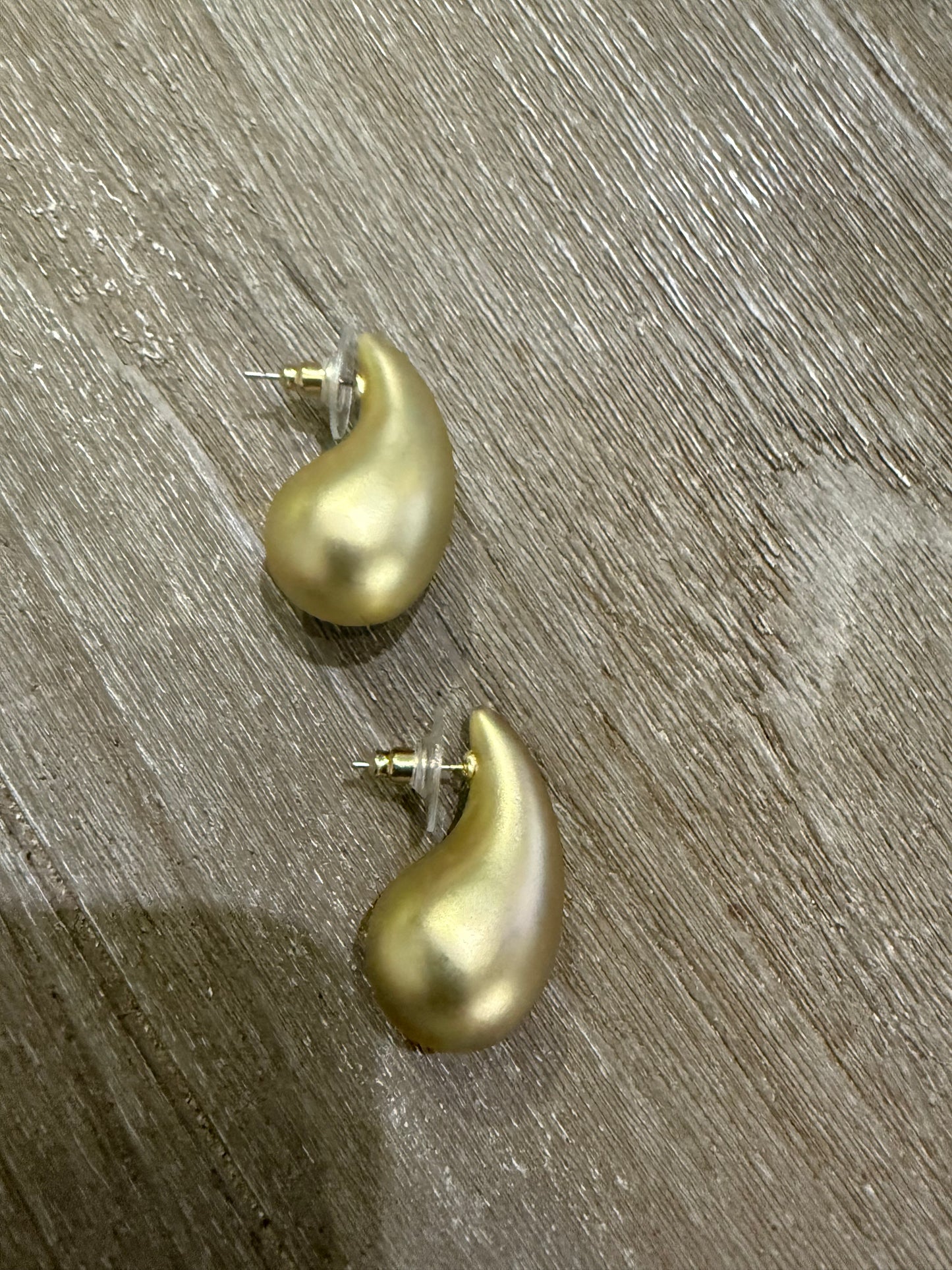 Natural Gold Drop