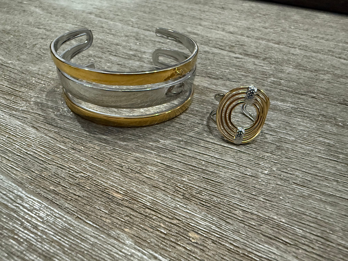 Two Tones Bangle