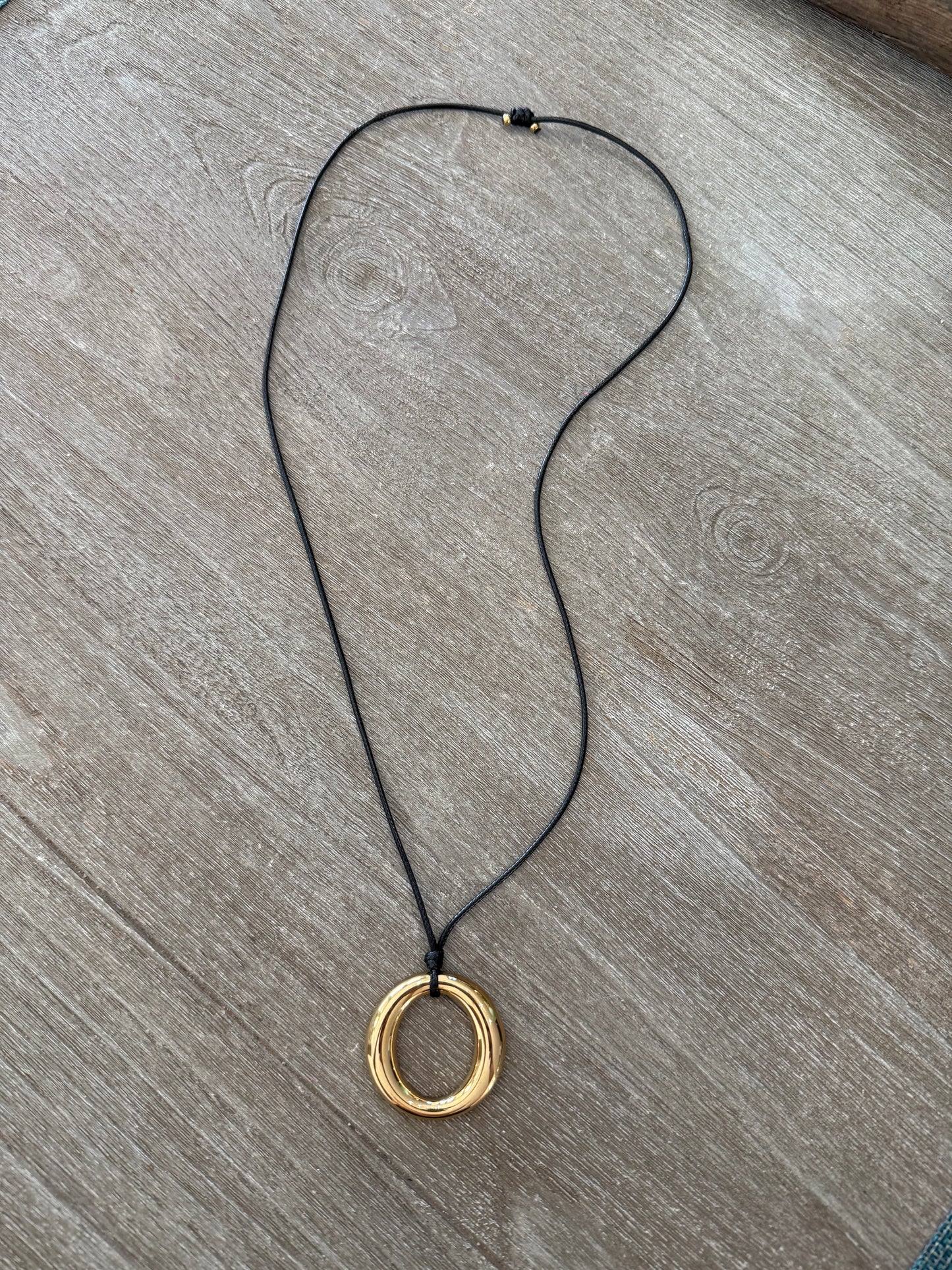Round Pendant Necklace