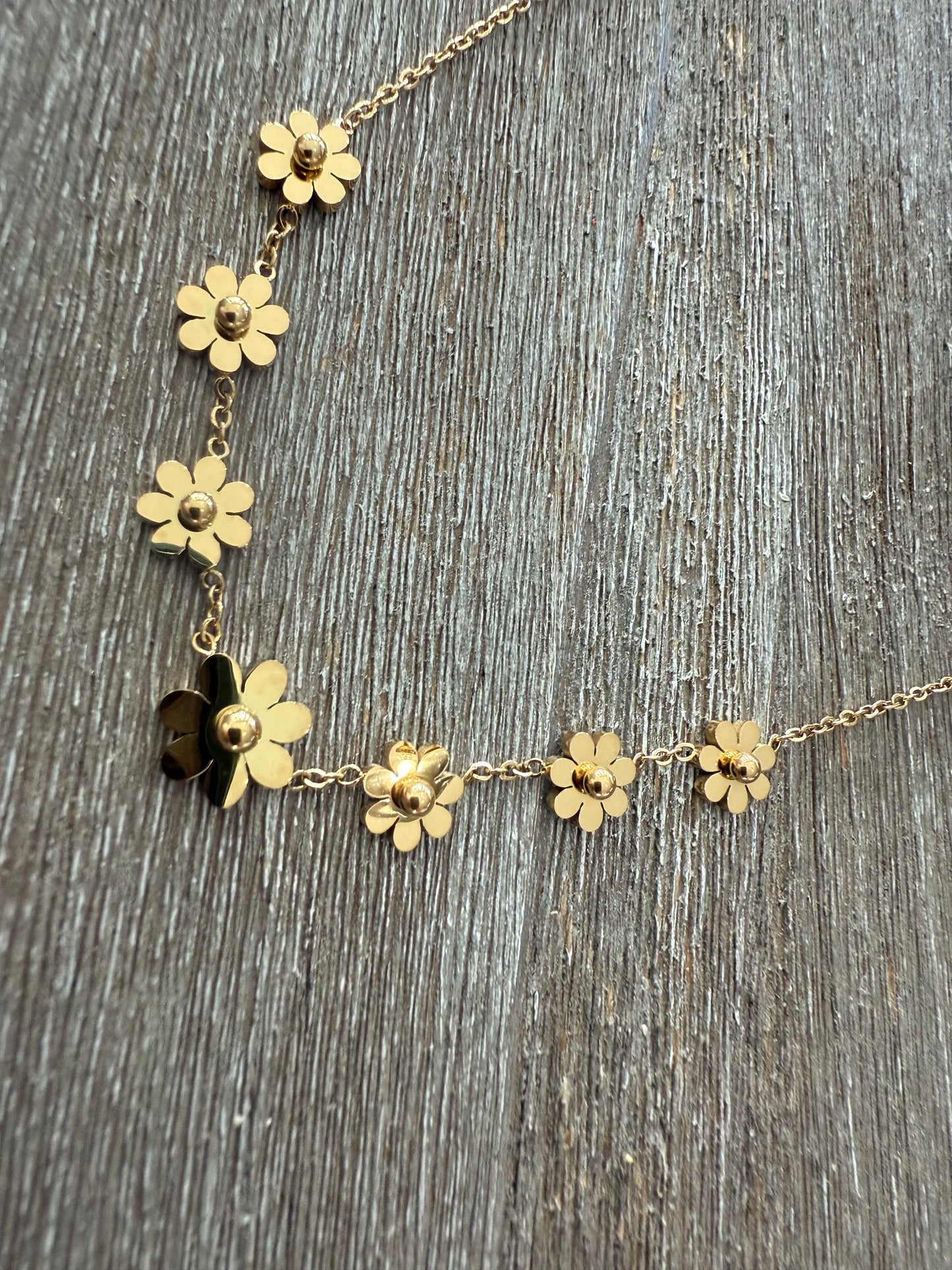 Flowers SS Necklace