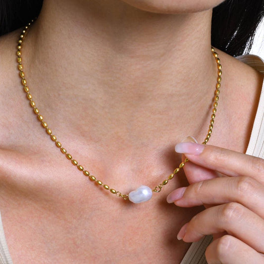Pearl Necklace