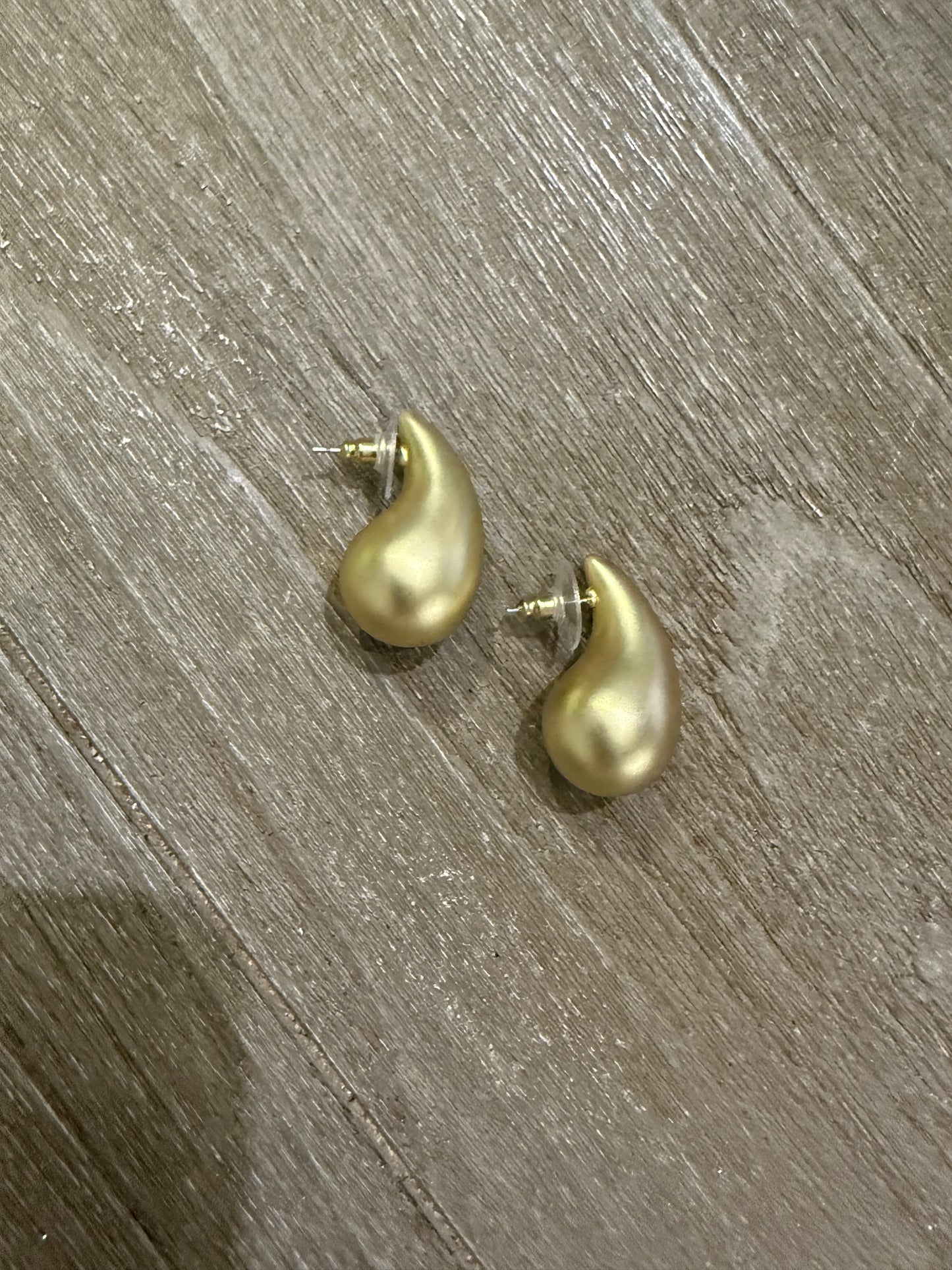Natural Gold Drop