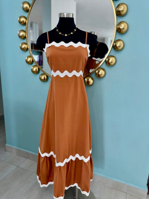 Hanging Strap Pleated Lace Dress
