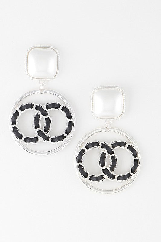 Overlapping Circle Drop Earrings