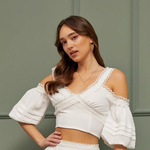 Cold Shoulder Trim Detail Top