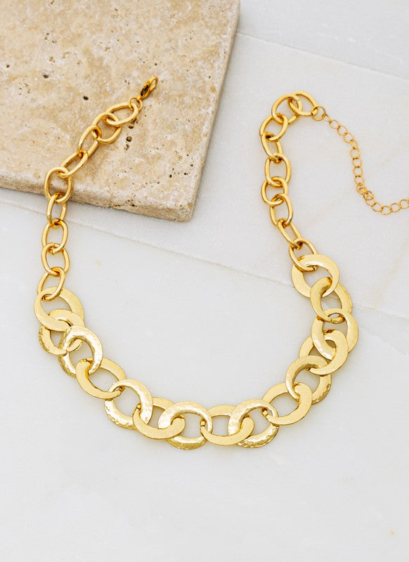 Flat Hammered Linked Loop Chain Necklace