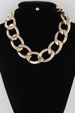 Bulky Curb Chain Necklace
