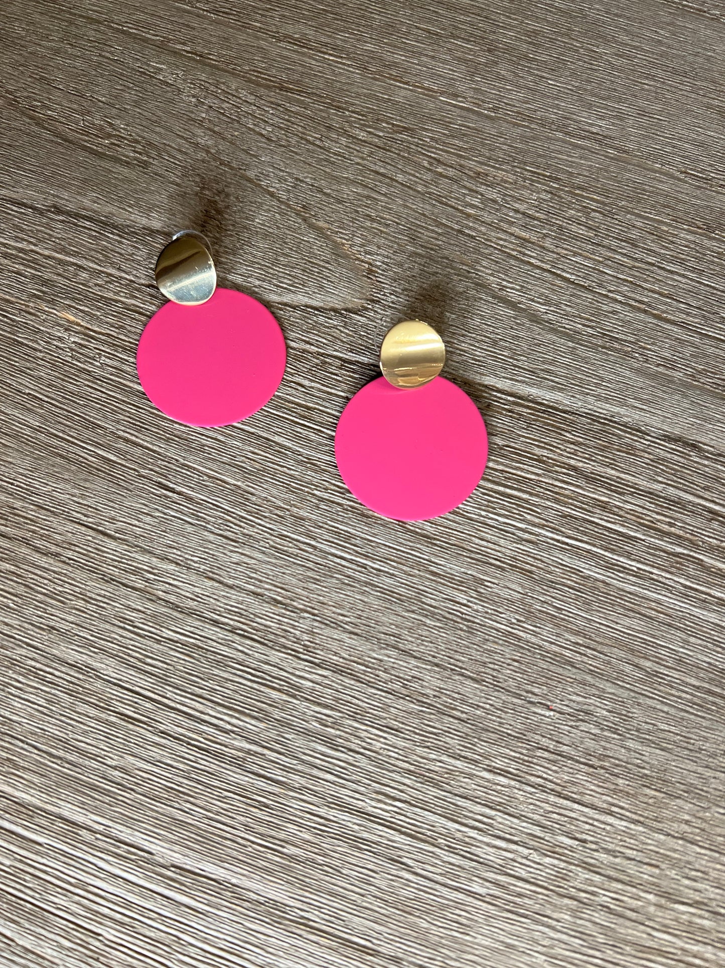 Fuchsia Gold Circle Earrings